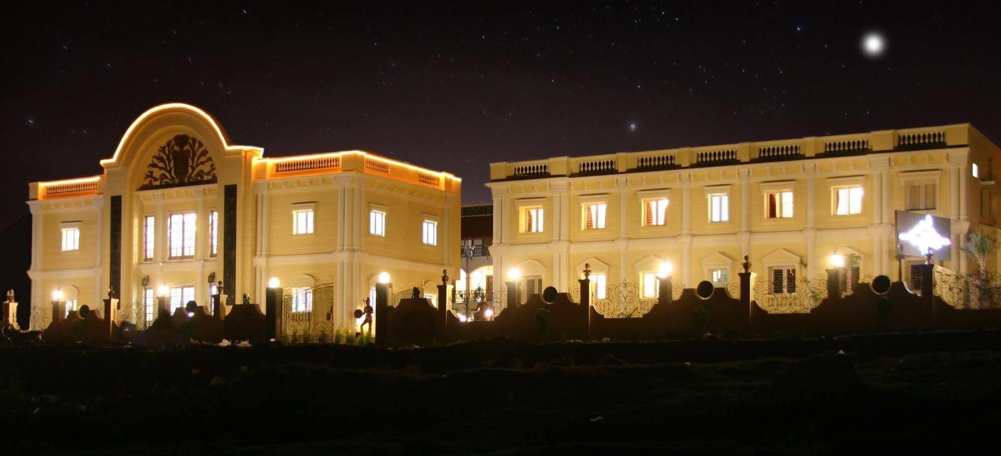 Kumararraja Palace Yelagiri Eksteriør billede