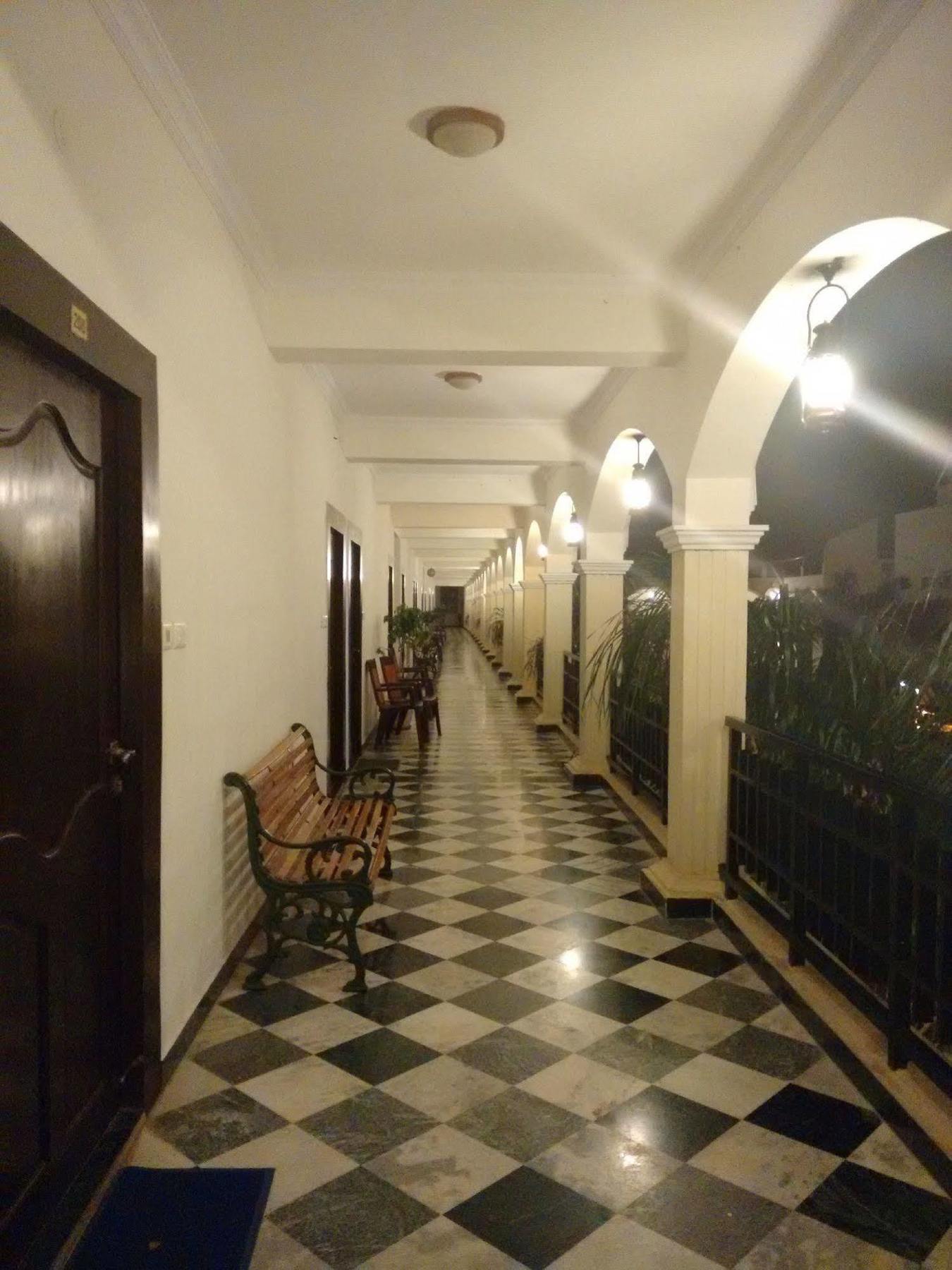 Kumararraja Palace Yelagiri Eksteriør billede